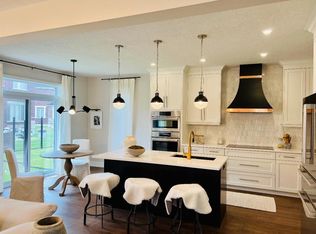 7 Hollybrook Trl, Kitchener, ON N2R0M4