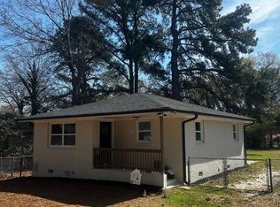 705 Eva Cir, Fayetteville, NC 28390