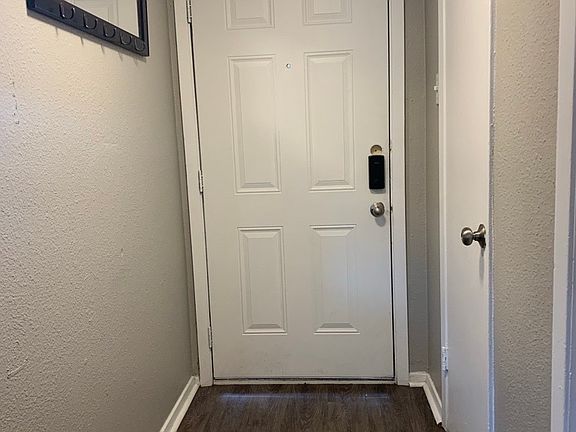 5th image of 2835 Villa Creek Dr #L242