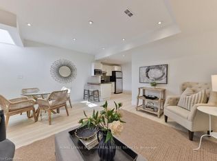 1074 Gabriel Pl, Burlington, ON L7R 4J6