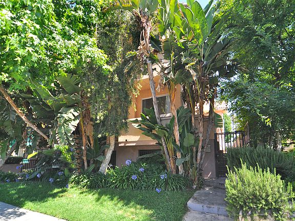 2nd image of 13351 Burbank Blvd APT 2