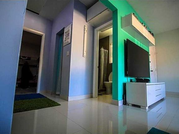 2nd image of 2160 Bay Dr #215