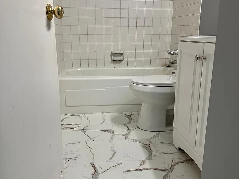 57 King Richard Ct — Photo 8