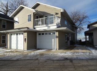1859 Cornelia Dr, Clarion, IA 50525