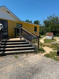 2nd image of 157 Canyon Valley Ln