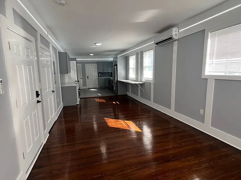 97 Sheffield Ave — Photo 51