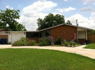 4518 Eisenhauer Rd, San Antonio, TX 78218
