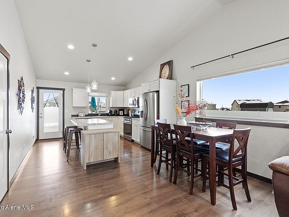 5th image of 5914 W Irish Dr