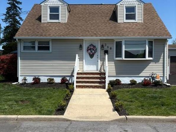368 Sweetbriar St