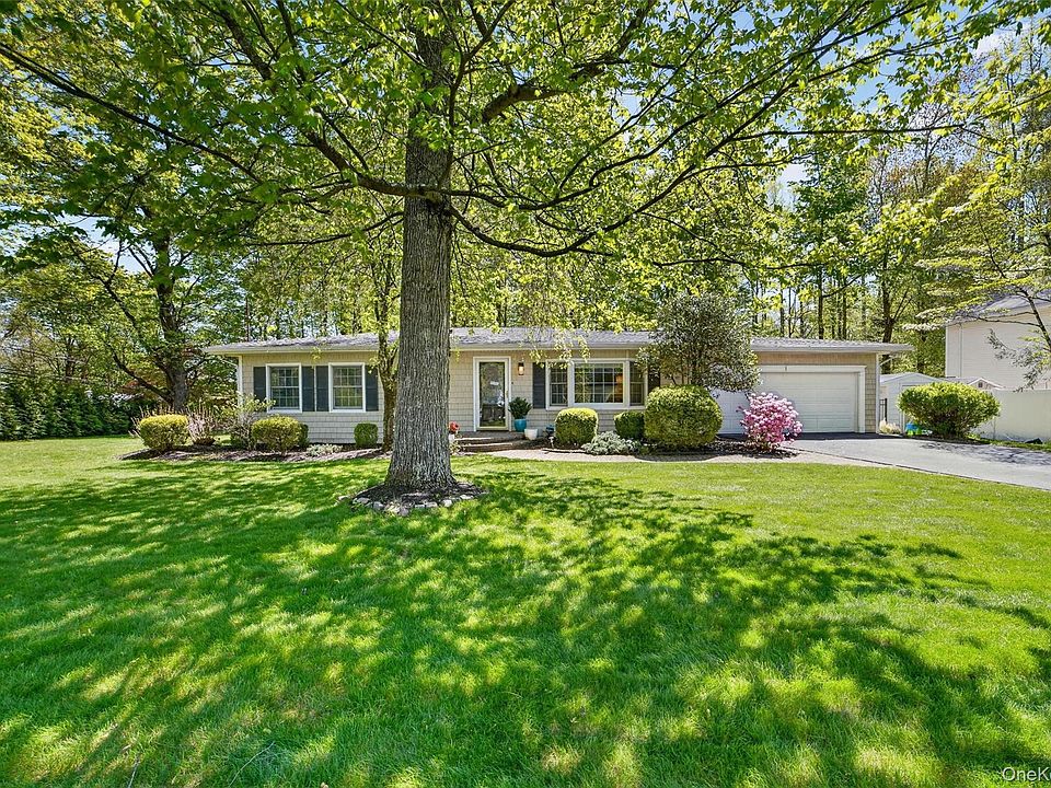 1st image of 2864 Hedwig Drive
