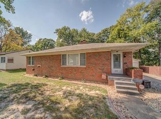 209 Carson Dr, Belleville, IL 62223