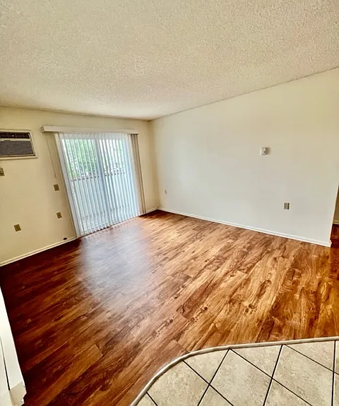 Sycamore Gardens Apartments — Photo 11
