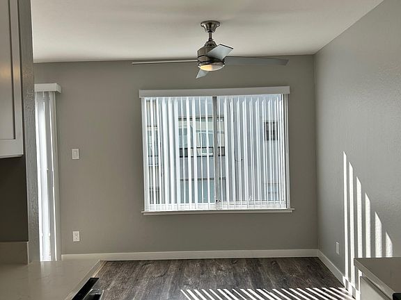 2nd image of 1029 El Camino Real #6