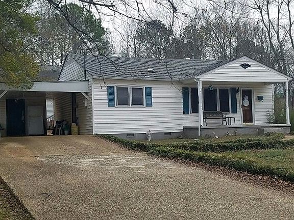 3rd image of 1008 Scott St