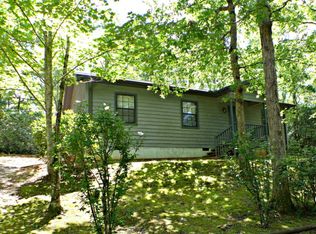 385 Shady Knoll Rd, Franklin, NC 28734