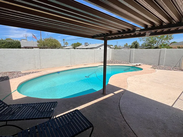 8424 E Palm Ln — Photo 1