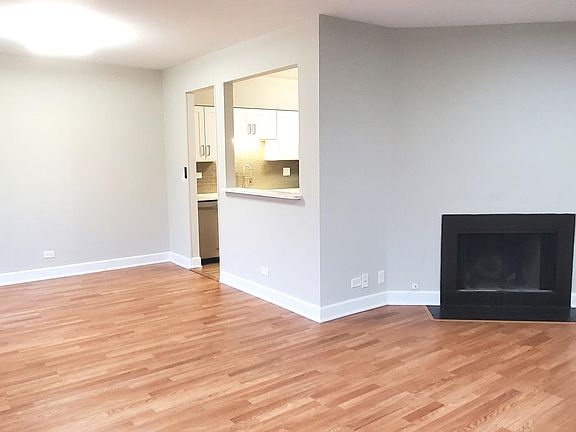 3rd image of 232 Winding Oak Ln #25