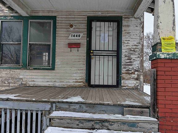 1440 Lee Pl