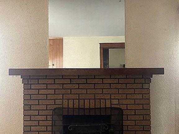 5th image of 119 Burch Ave