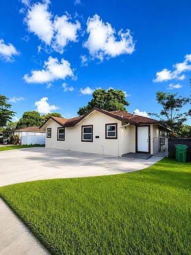 10510 SW 172nd St Photo 1 10510 SW 172nd St Photo 1