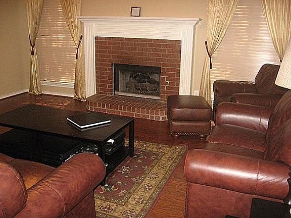 5th image of 1204 Laguna Ct