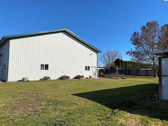 2nd image of 23 Peach Ln