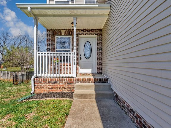 3rd image of 3143 Clydesdale Dr