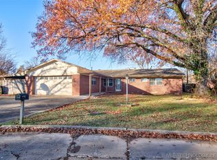 1003 N Edmond St, Muskogee, OK 74403