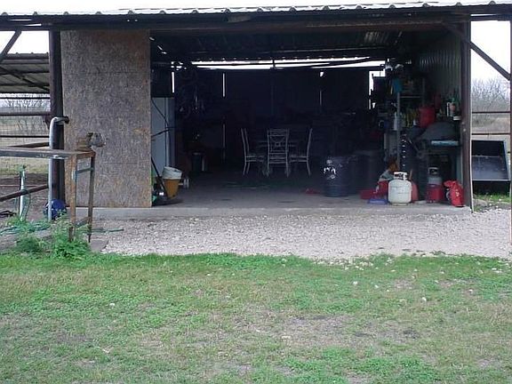 4th image of 296 Cr 340 Unit 2