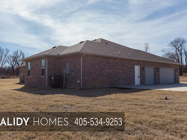 306 Kirks Holw — Photo 52
