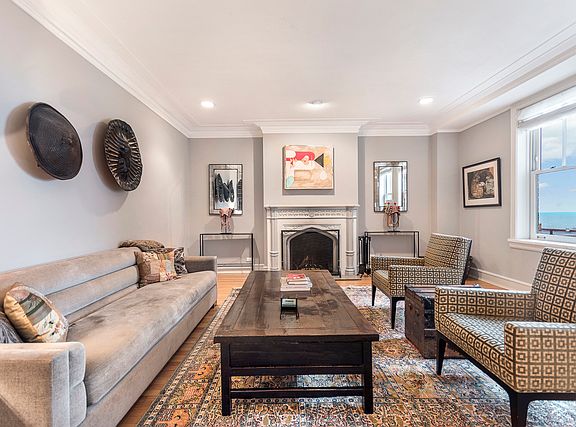 3rd image of 2440 N Lakeview Ave #15E