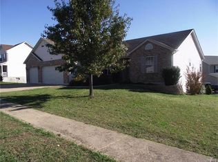 749 Prairie View Dr, Herculaneum, MO 63048