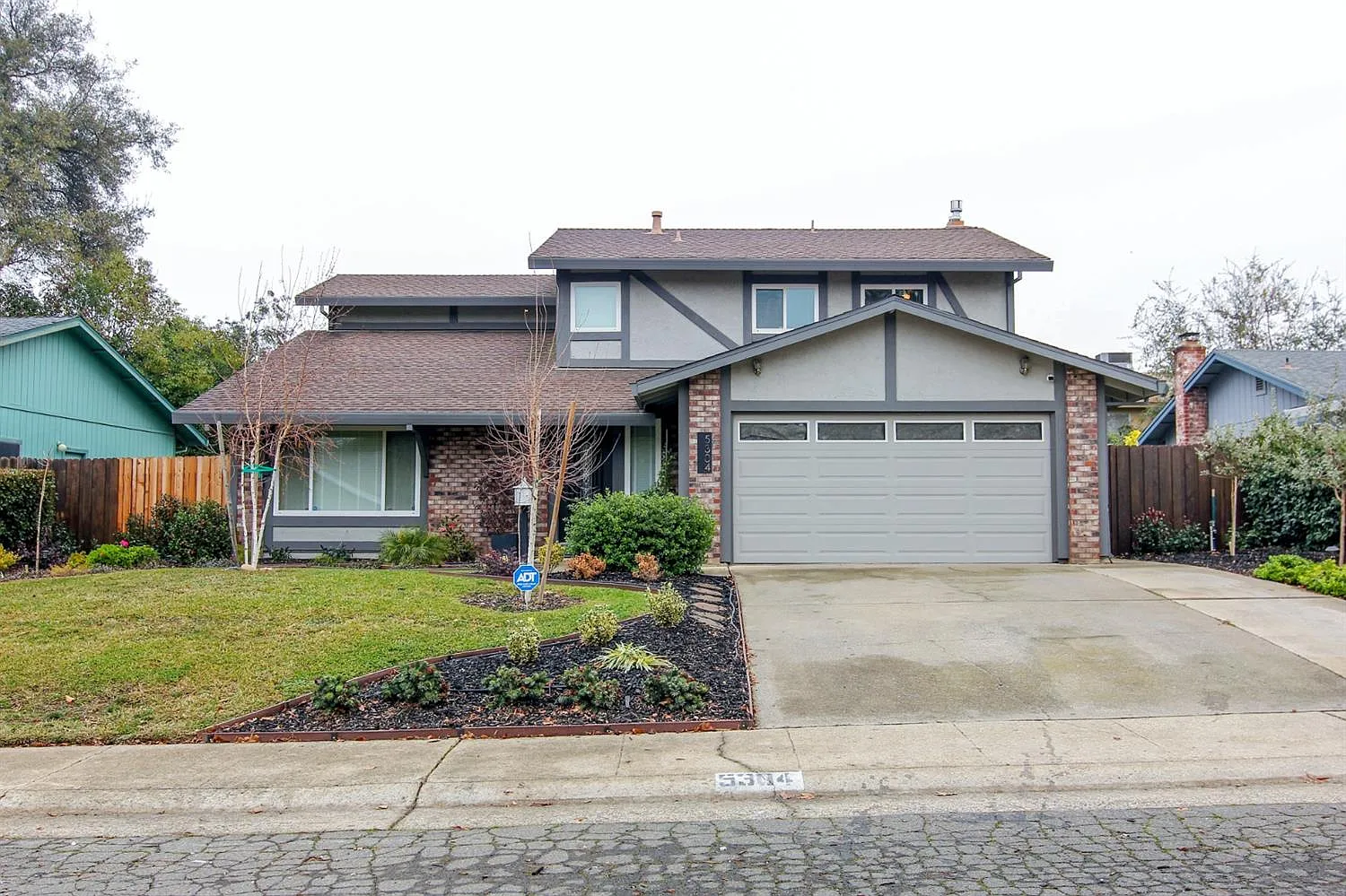 5304 Leavitt Way photo 1