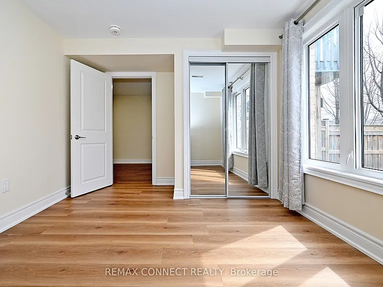 1788 Shelburne St — Photo 25