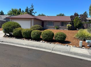 5345 Eagan Ct, Rohnert Park, CA 94928