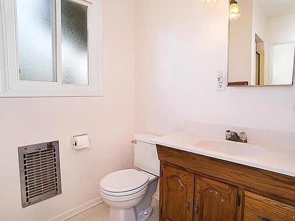 2nd image of 10101 Sophia Ave