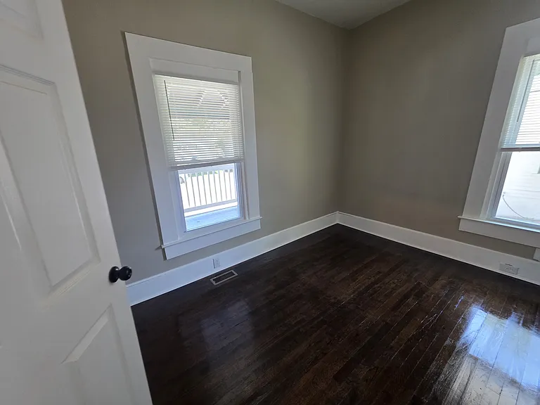 1510 Cleveland St — Photo 12