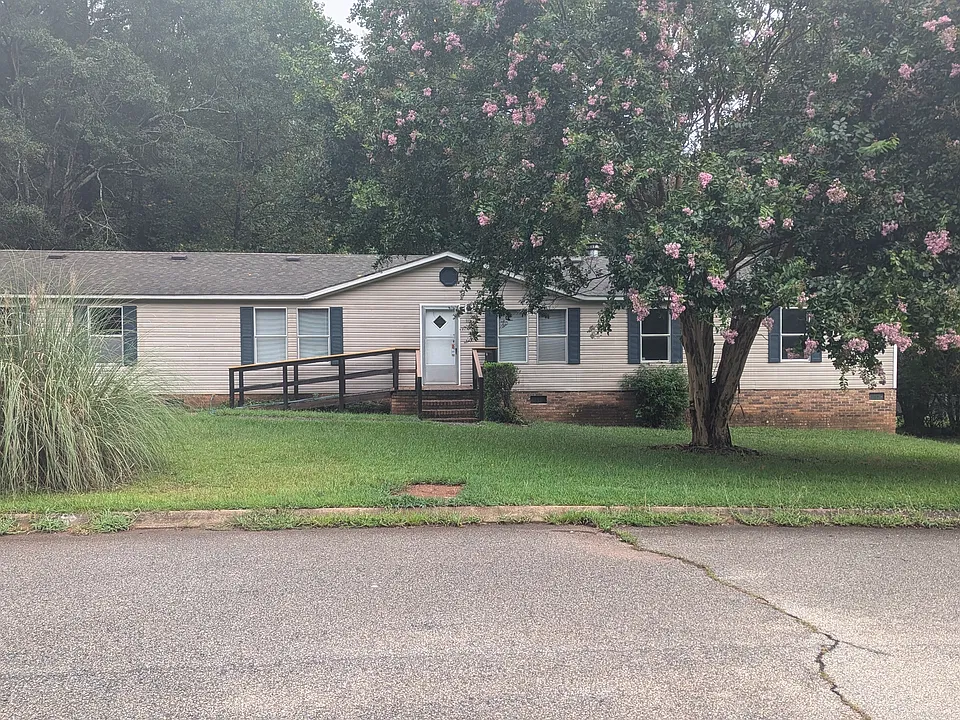 116 Fieldmont Cir