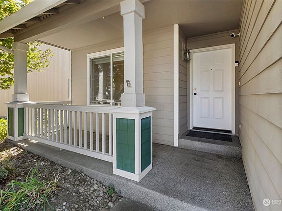 2nd image of 18922 91st Avenue E