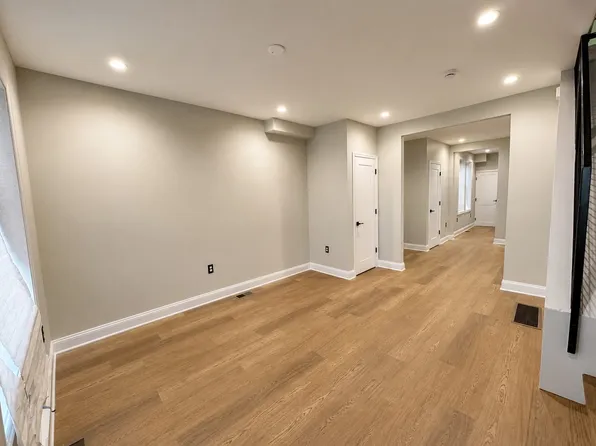 6534 N Lambert St, Philadelphia, PA 19138