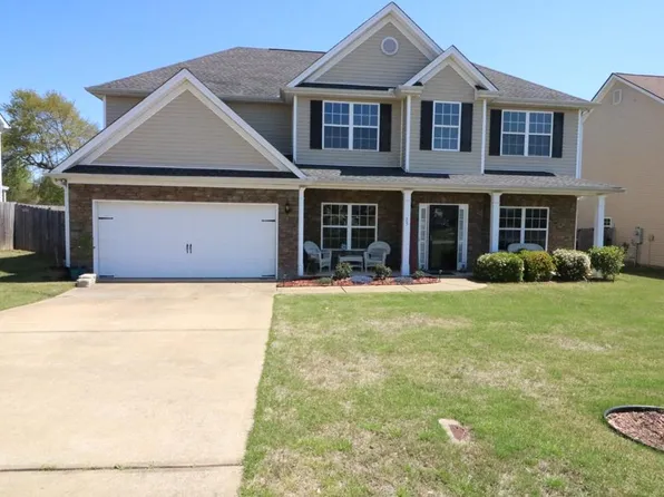 25 Oakwood Dr, Phenix City, AL 36870