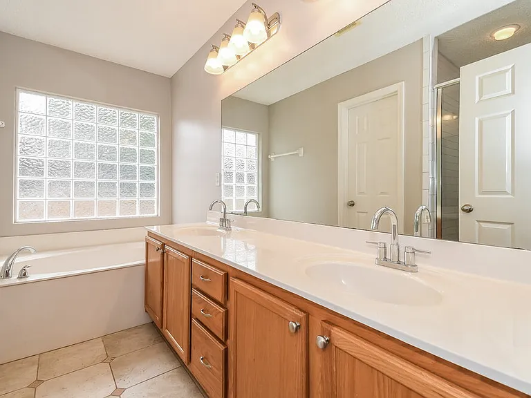 2621 Fernleaf Dr — Photo 11