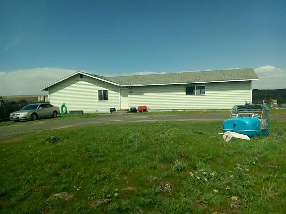 2nd image of 804 S Dayton St