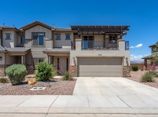 2064 W 440 N, Hurricane, UT 84737
