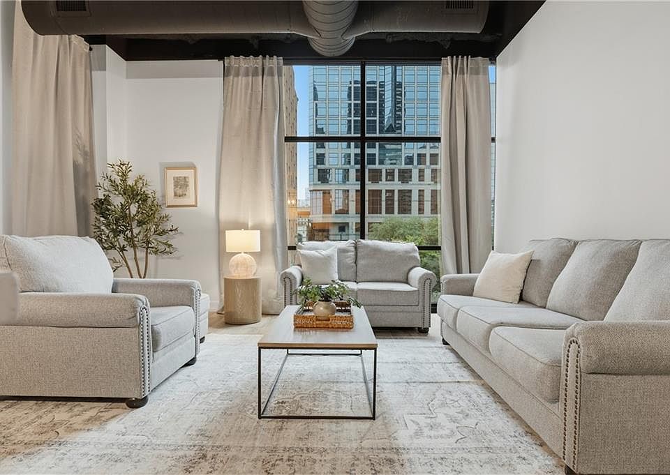 1st image of 1101 Walnut St Unit 201