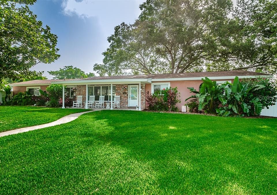 1st image of 1856 Fox Cir