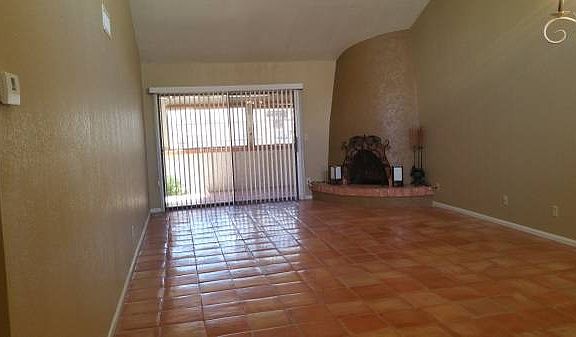 4th image of 7628 E Medlock Dr