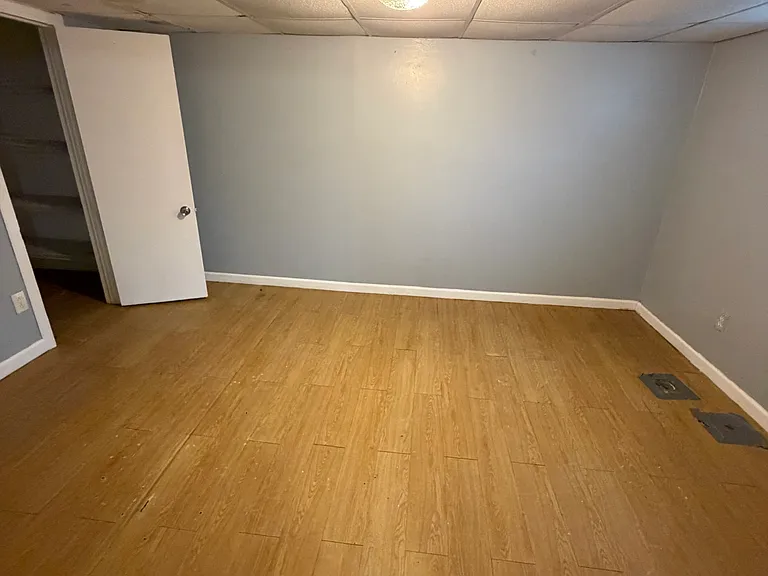 1333 Elbridge St #1 — Photo 13