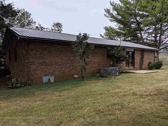 3rd image of 104 Farm Bureau Dr