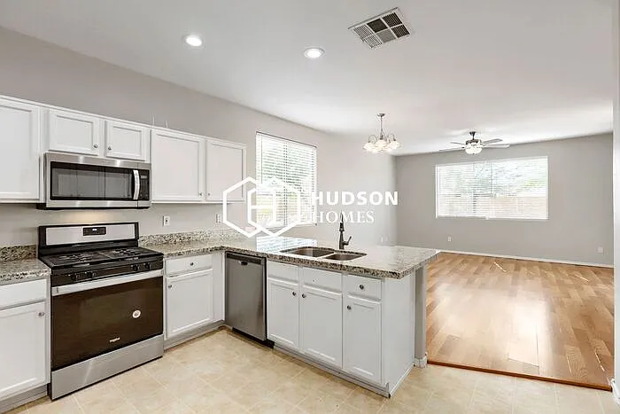 13292 S 176th Ave — Photo 11